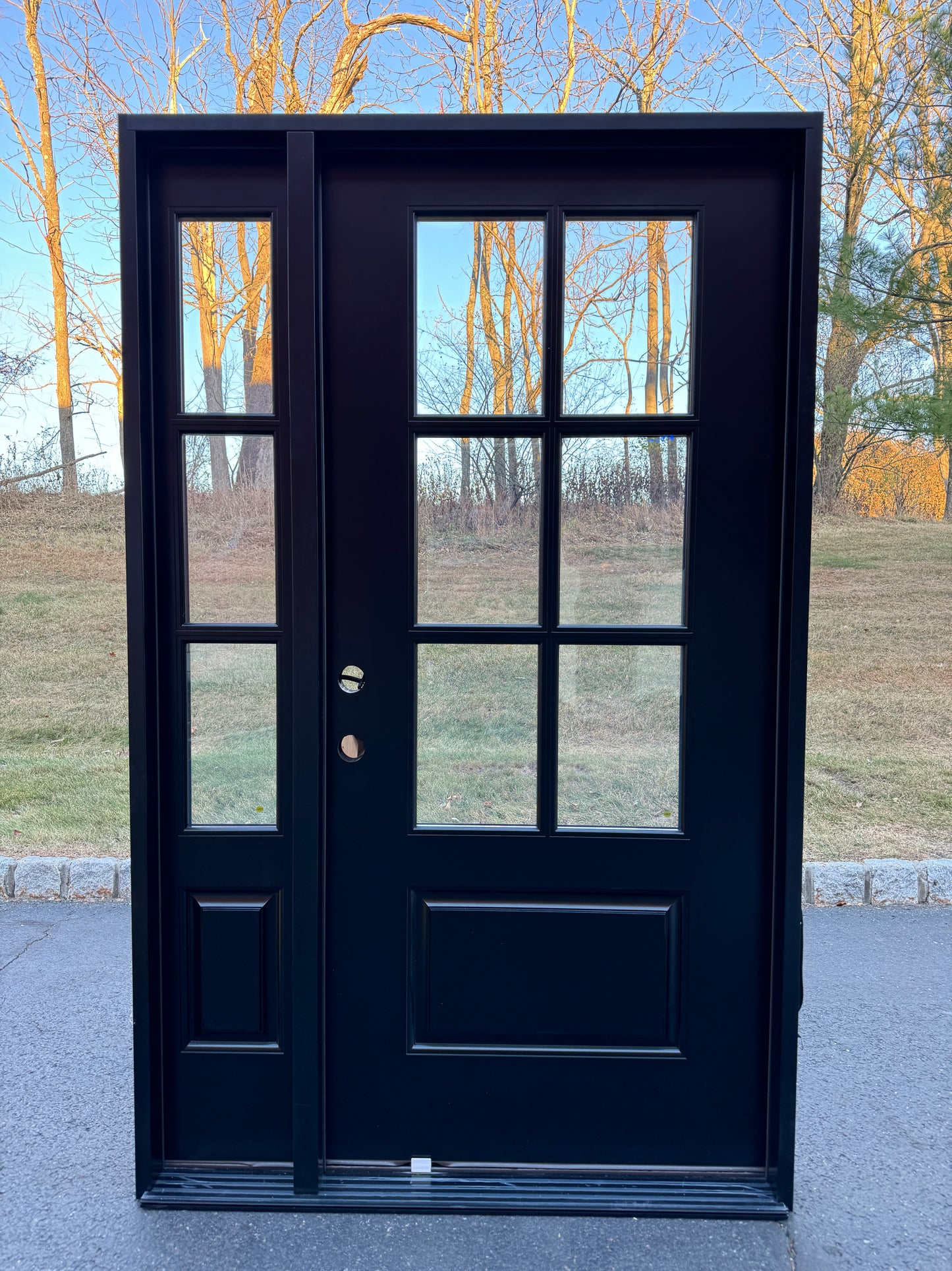 Doormax Farmhouse Fiberglass exterior doors one sidelite (FRM01)
